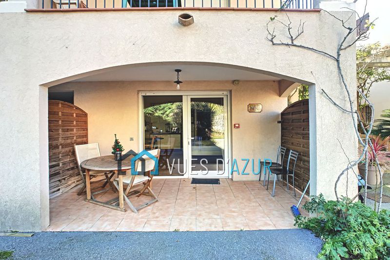 Photo Traversant Juan-les-Pins Bord de mer, achat traversant 1 pièce 34 m²