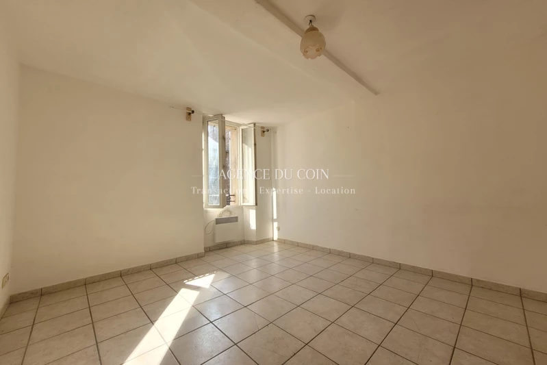 Photo n°3 - Location appartement Le Muy 83490 - 390 €