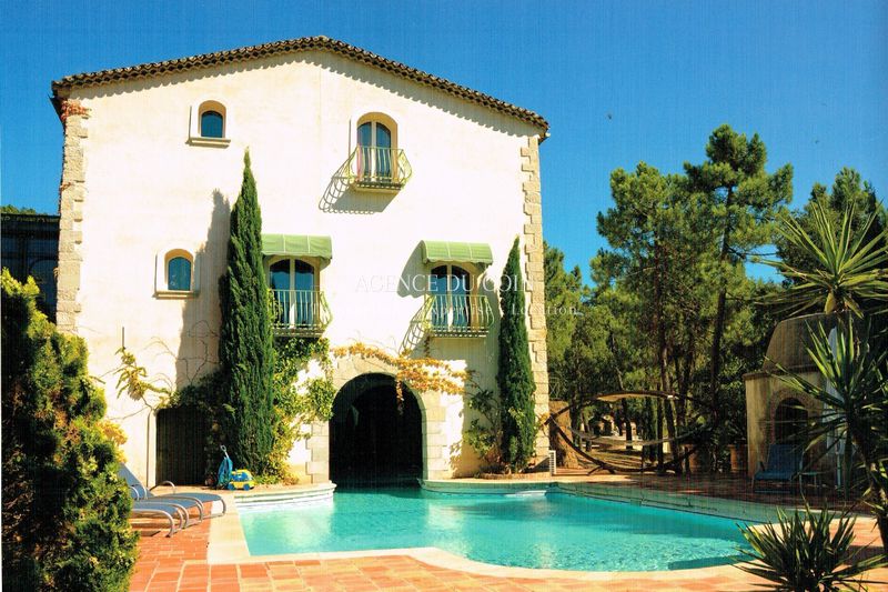 Photo Propriété Le muy Le muy, Location propriété 5 chambres 400 m²