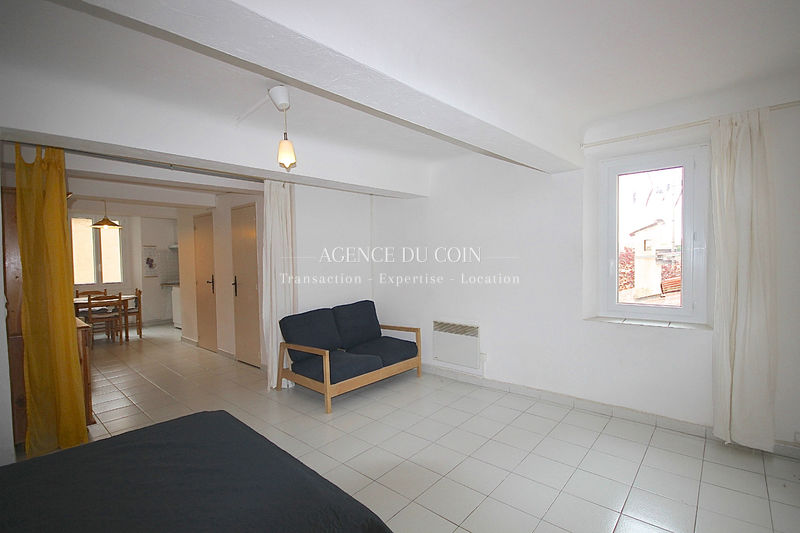 vente Roquebrune-sur-argens Centre-ville Appartement Roquebrune-sur-Argens Centre-ville, Location appartement 1 pièce 32 m²
