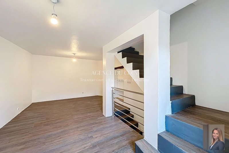 Location maison de village Trans-en-Provence  