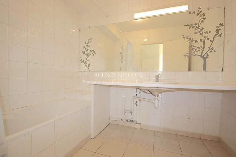 Location appartement Le Muy  