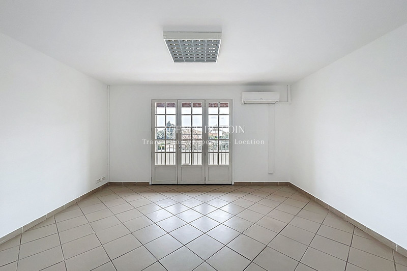 Photo n°4 - Commerce Le Muy 83490 - 832 €