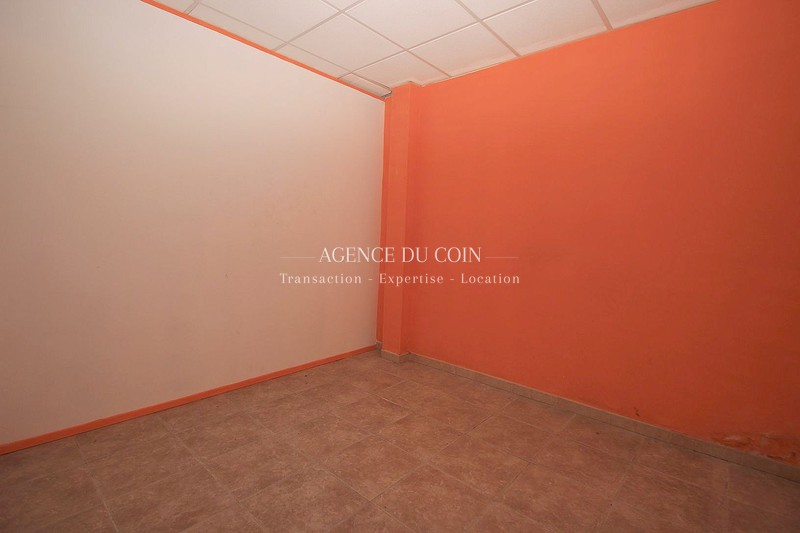 Photo n°3 - Commerce Le Muy 83490 - 840 €