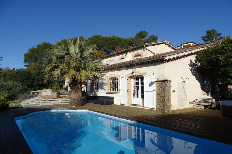 Photo Maison Trans-en-Provence Centre-ville, achat maison 5 chambres 220 m²