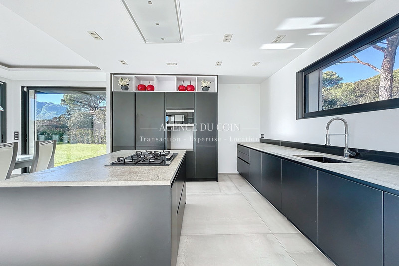 Photo n°9 - Vente maison contemporaine La Motte 83920 - 1 140 000 €