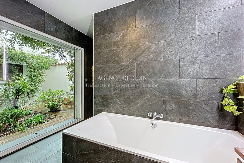 Vente maison contemporaine Roquebrune-sur-Argens  