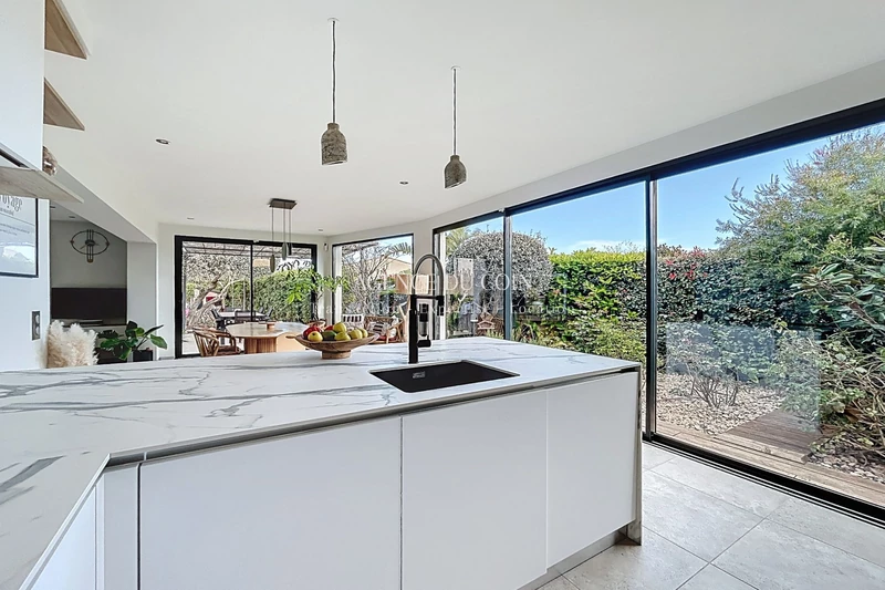 Vente maison contemporaine Roquebrune-sur-Argens  