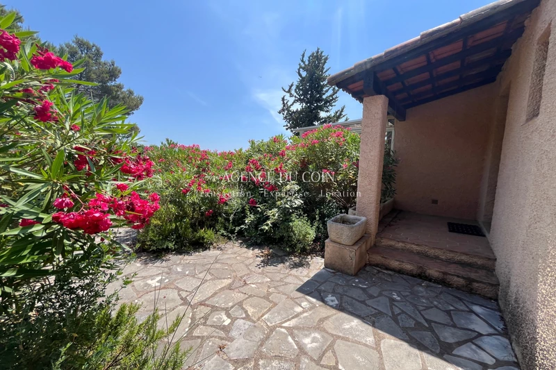 Photo n°5 - Vente maison La Motte 83920 - 357 000 €