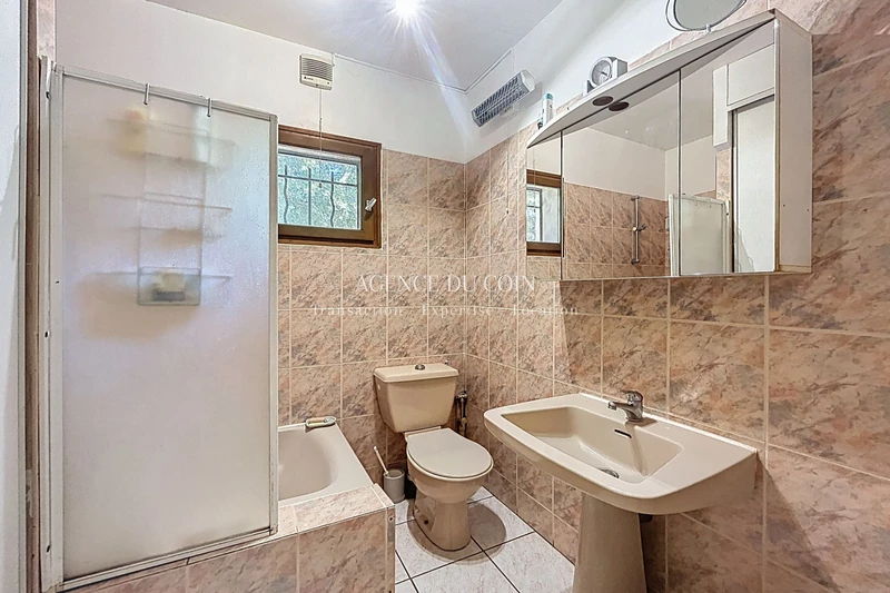 Photo n°10 - Vente maison Draguignan 83300 - 374 000 €