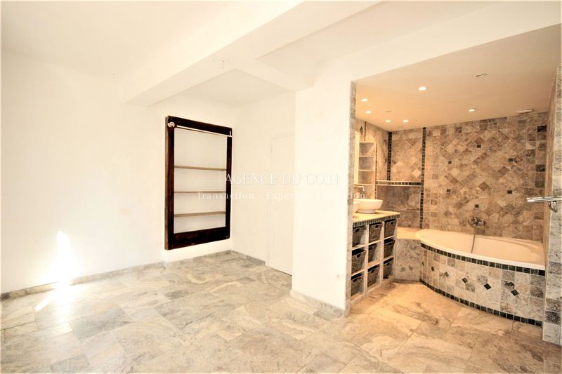 Photo Townhouse Le Muy to buy townhouse 4 bedrooms 140 m²
