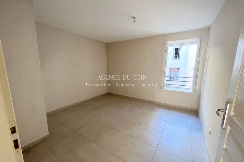Photo n°4 - Vente appartement Le Muy 83490 - 239 000 €