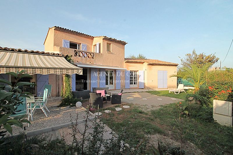 Photo Villa Le Muy Campagne, achat villa 4 chambres 160 m²