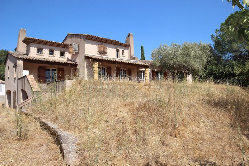 Photo Propriété Roquebrune-sur-Argens Roquebrune sur argens, achat propriété 4 chambres 210 m²