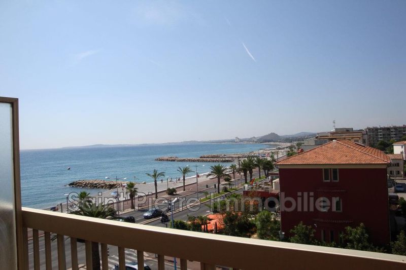 Photo Appartement Cagnes-sur-Mer Front de mer, Location appartement 1 pièce 31 m²
