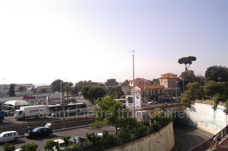 Photo Appartement Saint-Laurent-du-Var La gare, Location appartement 2 pièces 52 m²