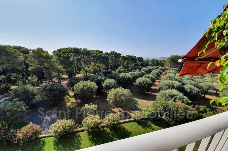 Photo Appartement Cagnes-sur-Mer Hippodrome,  Location appartement  4 pièces   90&nbsp;m&sup2;
