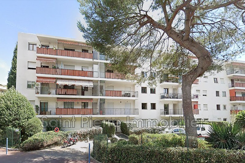 Photo Appartement Cagnes-sur-Mer Val fleuri,  Location appartement  1 pièce   23&nbsp;m&sup2;