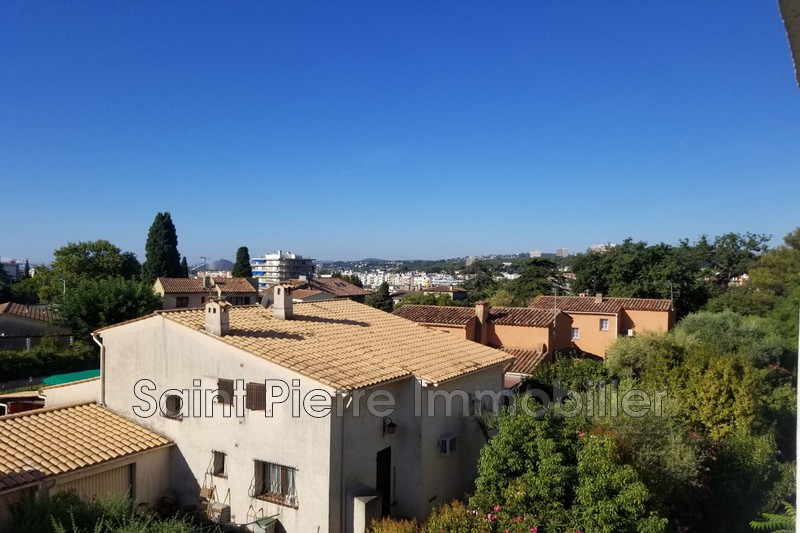 Photo Appartement Cagnes-sur-Mer Centre-ville, Location appartement 3 pièces 66 m²