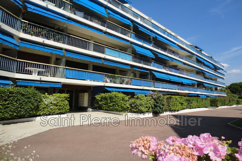 Photo Appartement Cagnes-sur-Mer Hippodrome, Location appartement 4 pièces 90 m²