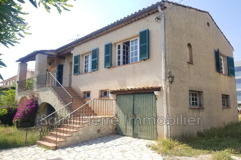Photo Villa Saint-Laurent-du-Var Tzanck-plateaux fleuris, Rentals villa 4 bedroom 160 m²
