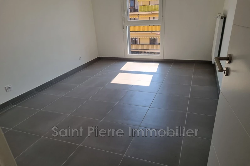 Location appartement Saint-Laurent-du-Var  