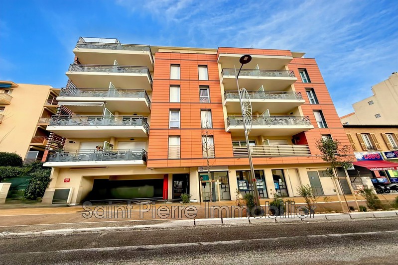 Photo Appartement Saint-Laurent-du-Var Centre-ville,  Location appartement  2 pièces   40&nbsp;m&sup2;