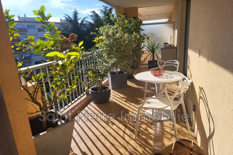 Photo Appartement Cagnes-sur-Mer Hippodrome,  Location appartement  2 pièces   58&nbsp;m&sup2;