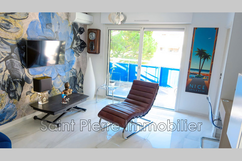 Photo Appartement Cagnes-sur-Mer Hippodrome,  Location appartement  1 pièce   29&nbsp;m&sup2;