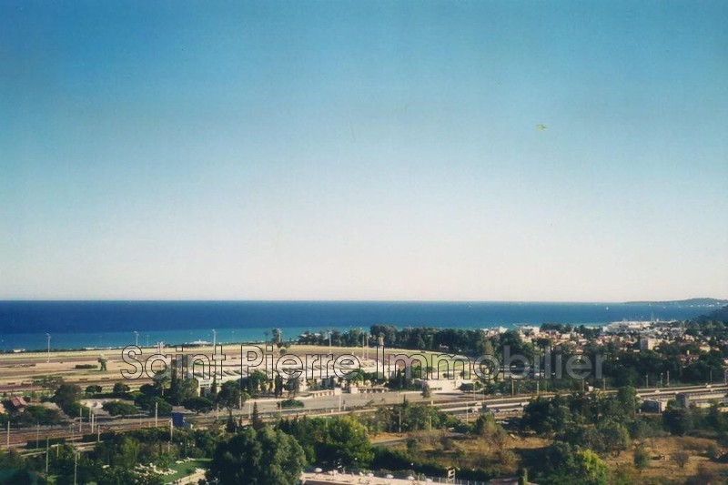 Photo Appartement Cagnes-sur-Mer Hippodrome, achat appartement 2 pièces 56 m²