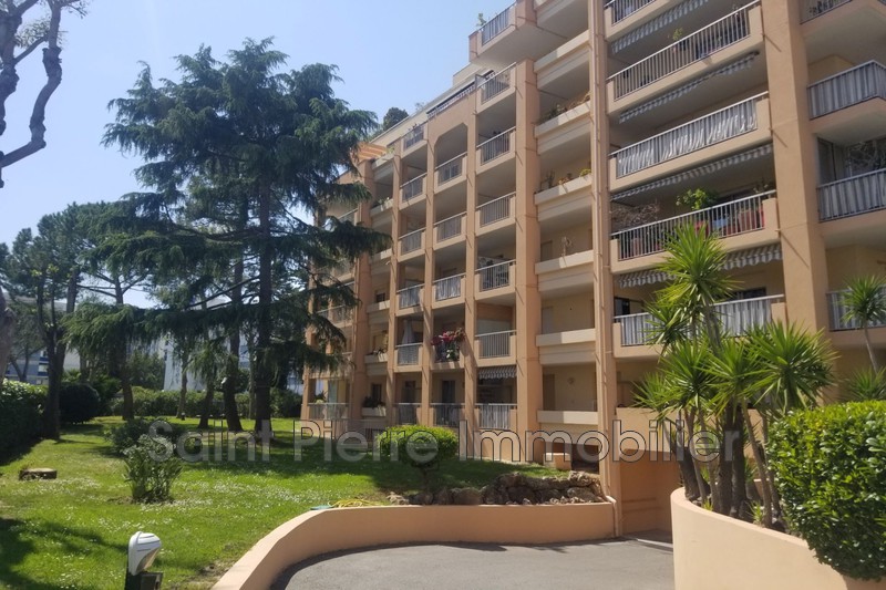 Photo Apartment Cagnes-sur-Mer Hippodrome,   to buy apartment  2 rooms   32&nbsp;m&sup2;