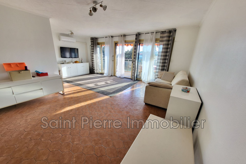 Photo Apartment Cagnes-sur-Mer Centre-ville,   to buy apartment  2 rooms   58&nbsp;m&sup2;