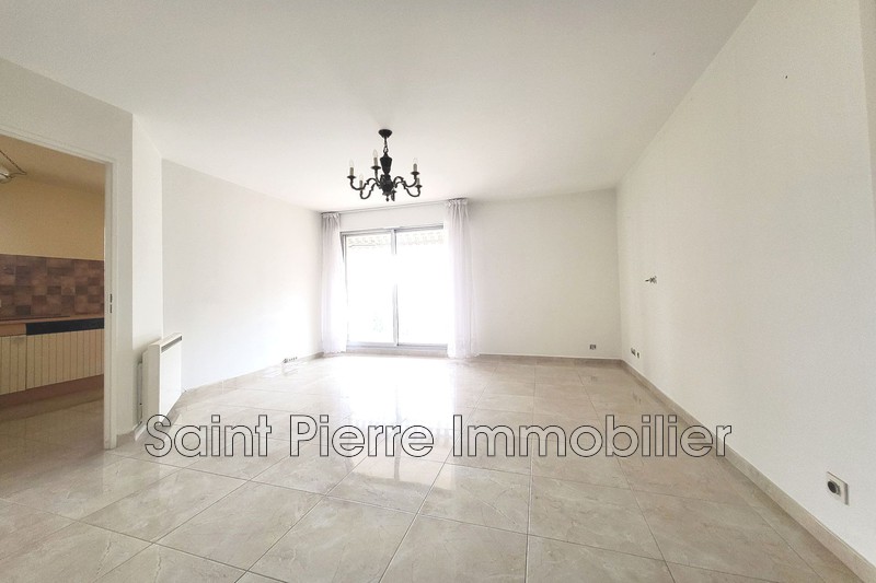 Photo Apartment Cagnes-sur-Mer Hippodrome,   to buy apartment  4 rooms   90&nbsp;m&sup2;
