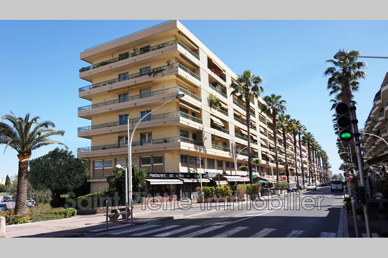 Photo Appartement Cagnes-sur-Mer Hippodrome,   achat appartement  2 pièces   48&nbsp;m&sup2;