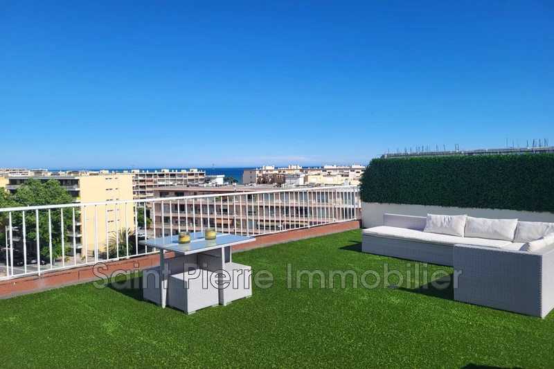 Photo Appartement Cagnes-sur-Mer Hippodrome,   achat appartement  3 pièces   56&nbsp;m&sup2;