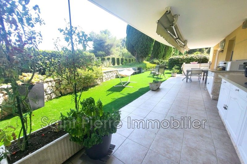 Photo Appartement Cagnes-sur-Mer   achat appartement  4 pièces   98&nbsp;m&sup2;