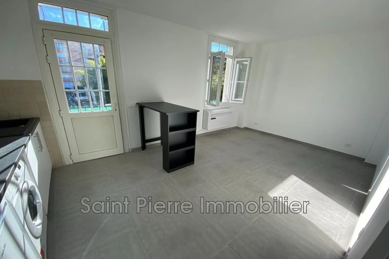 Photo Appartement Cagnes-sur-Mer   achat appartement  2 pièces   32 m²