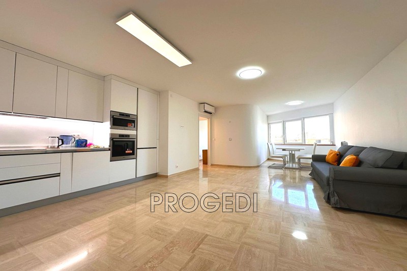 Photo Appartement Beausoleil Centre-ville,  Location appartement  3 pièces   64&nbsp;m&sup2;