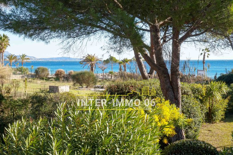 Photo Appartement Villeneuve-Loubet Front de mer, achat appartement 3 pièces 110 m²