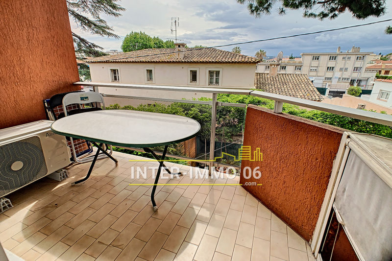 Photo Apartment Cagnes-sur-Mer Les vespins, to buy apartment 2 rooms 32 m²