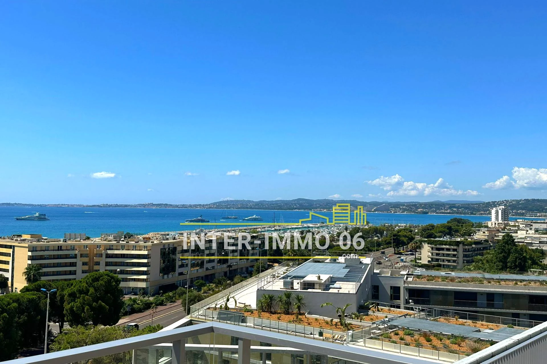 Appartement 4 pièces 140 m² · à Saint Laurent du Var · 140 m² · 1 099 000 €