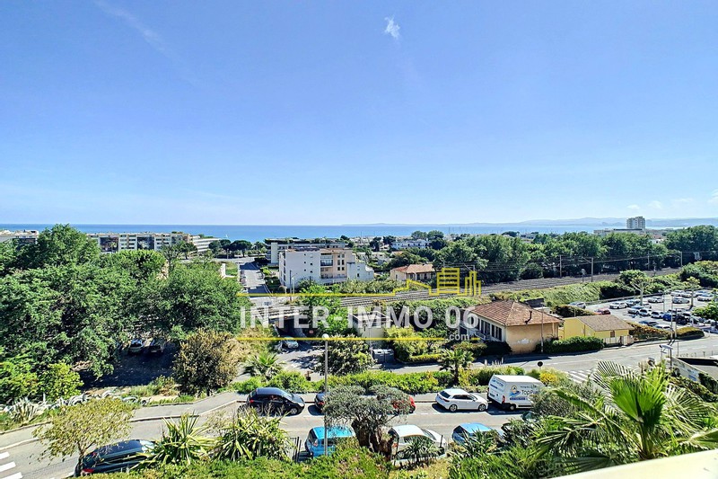 Photo Apartment Saint-Laurent-du-Var Tzanck, to buy apartment 3 rooms 100 m²