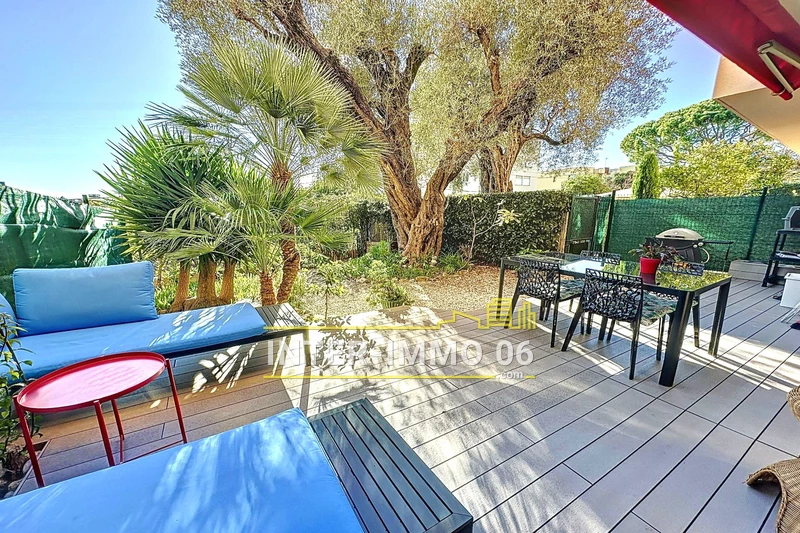 Photo Appartement Cagnes-sur-Mer Cros-de-cagnes,   achat appartement  3 pièces   69&nbsp;m&sup2;