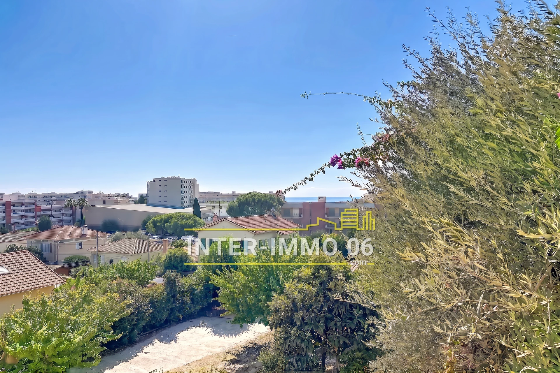 Appartement 2 pièces 44 m² · à Cagnes-sur-Mer · 44 m² · 240 000 €