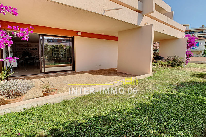 Photo Villa Cagnes-sur-Mer Bréguières, achat villa 19 chambres 112 m²
