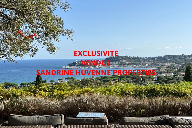 Propriété Cavalaire-sur-Mer   achat propriété  5 chambres   200&nbsp;m&sup2;