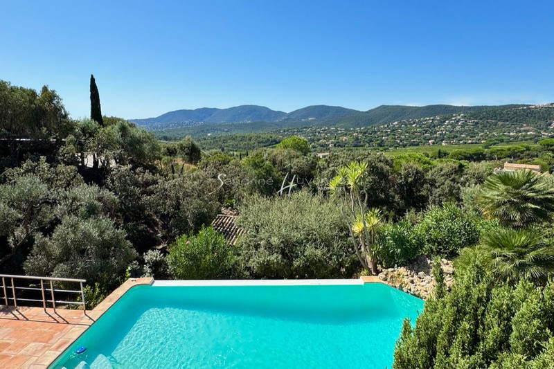 Villa La Croix-Valmer   to buy villa  4 bedrooms   188&nbsp;m&sup2;