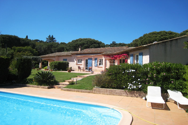 Photo Villa La Croix-Valmer Bord de mer, to buy villa 5 bedrooms 220 m²