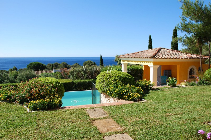 Photo n°2 - Vente Maison villa Cavalaire-sur-Mer 83240 - 3 150 000 €