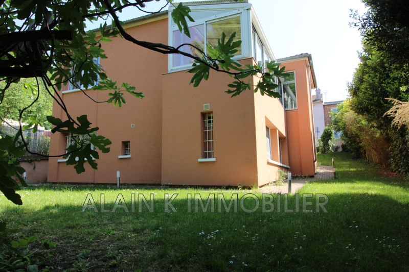 Photo Maison Chaville Résidentiel,   achat maison  5 chambres   198&nbsp;m&sup2;